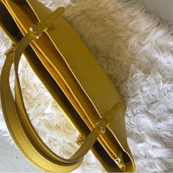 Tory Burch York Buckle Bright Yellow Safiano Leather Tote Work Travel - Picture 3 of 5